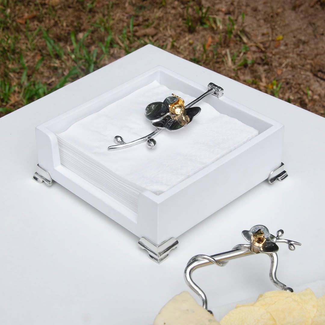 Porta Guardanapo Branco Grande Orquídea (20 x 20)