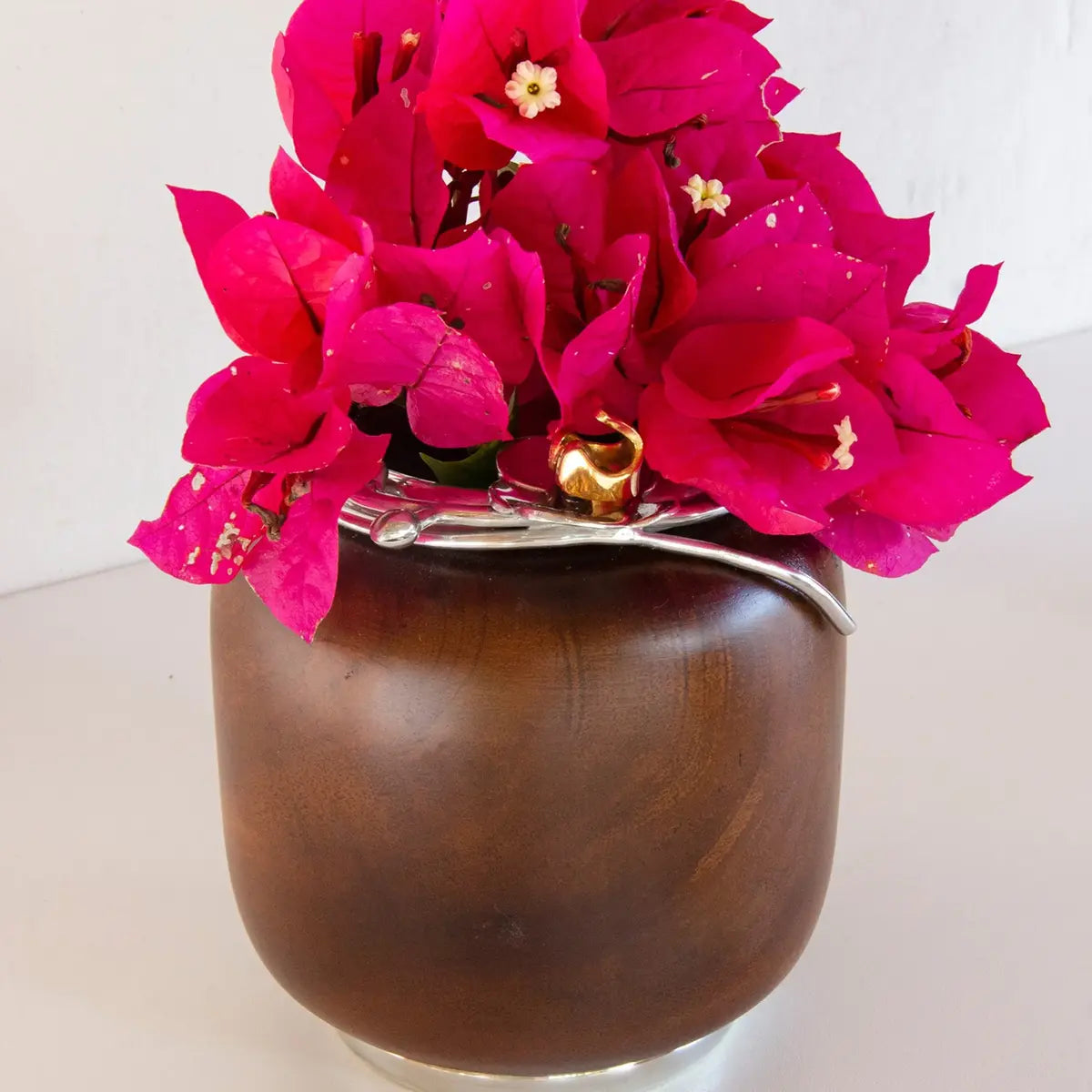 Vaso Mango Menor Marrom Orquídea